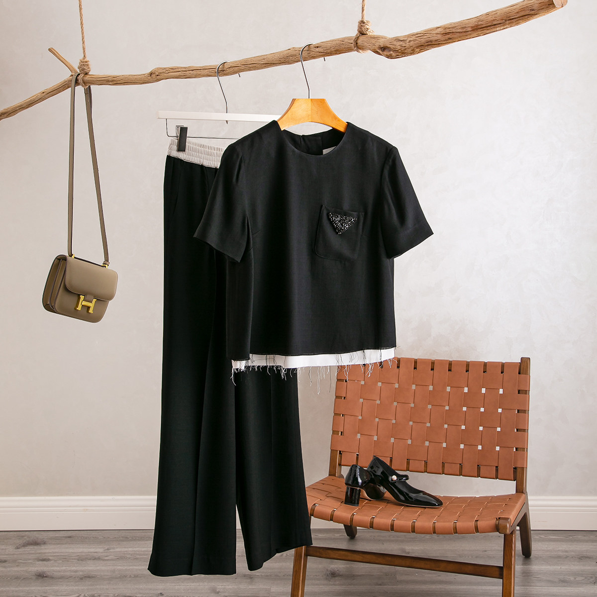 2024夏季三角标套装休闲