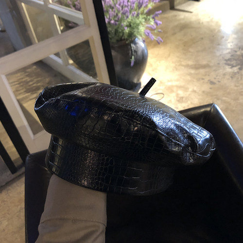 pu皮蓓蕾帽女复古南瓜帽贝雷帽子