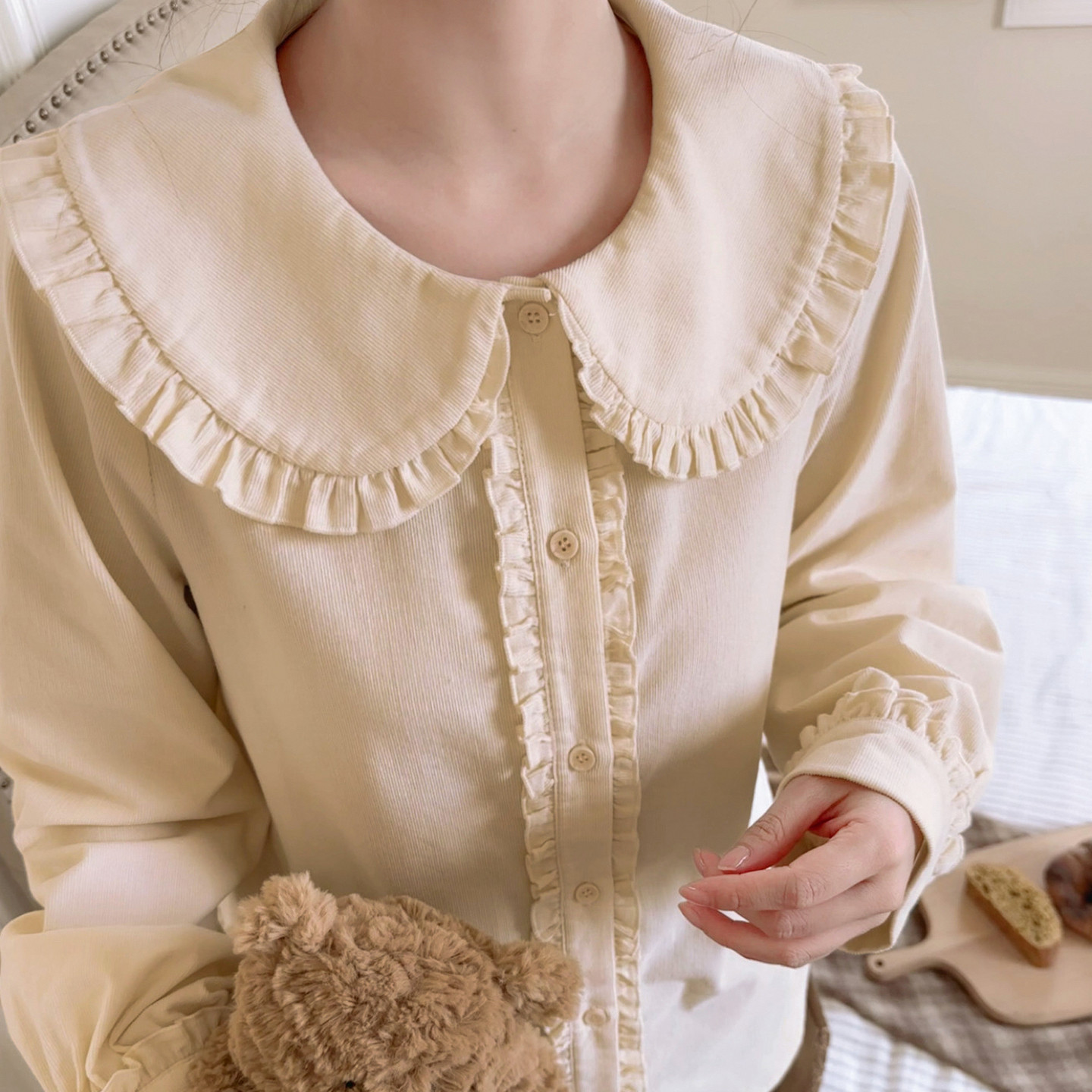 森女部落甜美风百搭娃娃领衬衫女2025新款设计感宽松纯棉上衣冬季,女装/女士精品,衬衫,淘宝优惠券,粉丝福利购,淘宝优惠卷