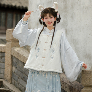 森女部落原创仿兔毛比甲马甲叠穿汉服套装新款仿妆花琵琶袖衬衫女