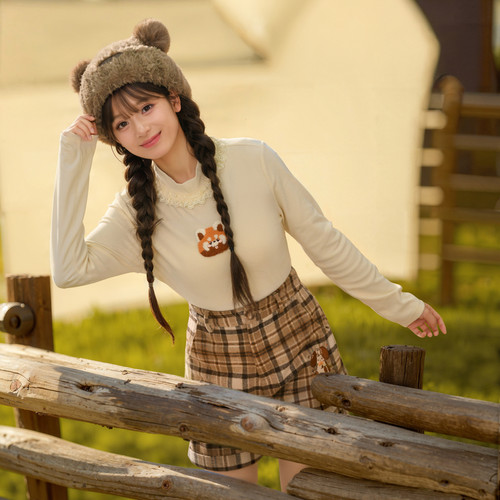 森女部落原创半高领花边熊猫毛巾绣打底衫T恤2025年新款女装冬款