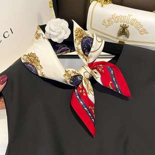 气质米红色小方巾女复古马车图案100%桑蚕丝薄款丝巾百搭装饰围巾