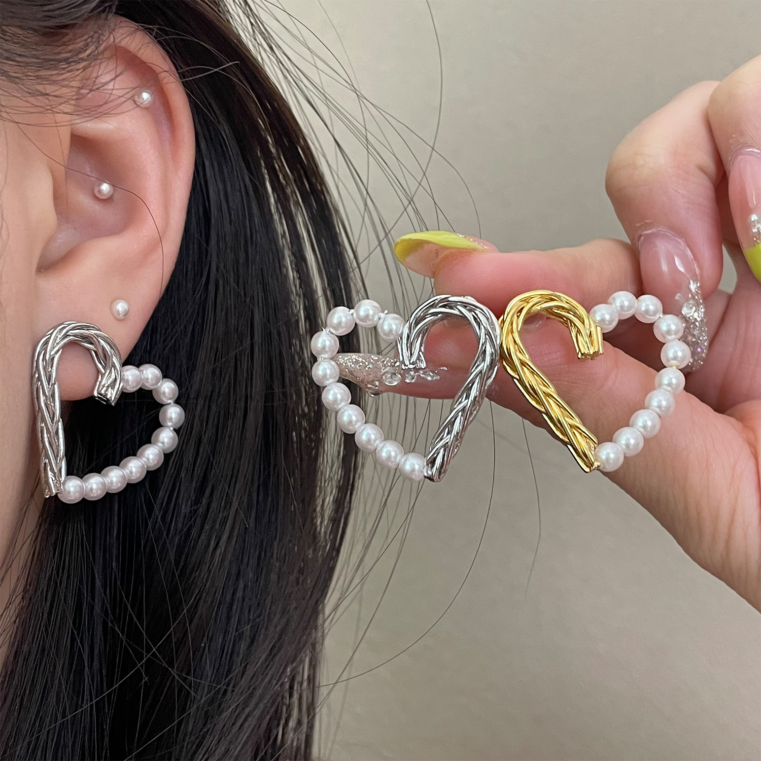 时尚甜酷扭纹珍珠心形925银针耳环女高级感小众气质森系耳坠耳饰