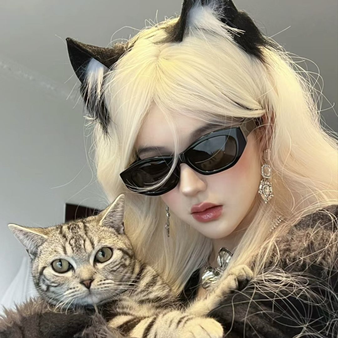 网红同款猫眼墨镜女茶色夏高级感新款太阳镜男防晒复古潮时尚眼镜