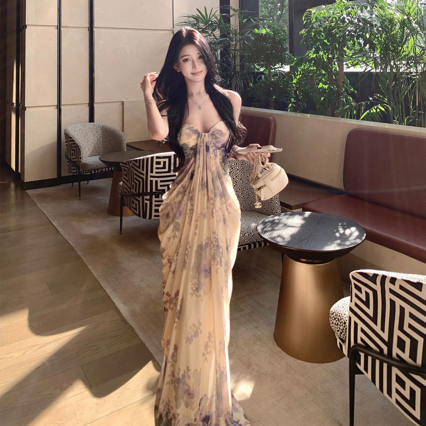 海边旅行吊带长裙绝美仙气出片度假裙小众设计感风情万种裙子女装