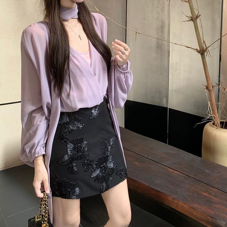 紫色交叉v领长袖衬衫+吊带2026年春季新款黑色短裙韩版时尚裙套装