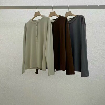 现 25冬季新款韩国东大门STATEMENT女简约半系扣纯色打底长袖T恤