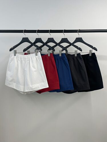 现 韩国东大门26春夏款FEBRUARY 11女简约松紧腰阔腿休闲短裤