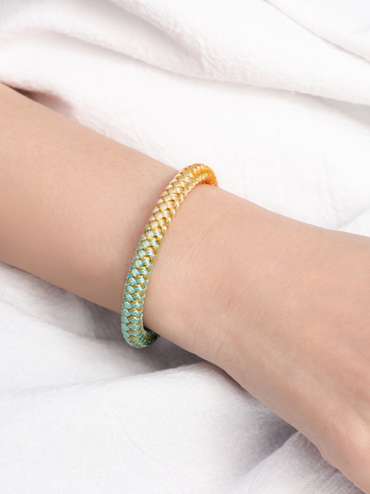 ROUND DRAGON SCALE BRACELET NATAL YEAR BRACELET MEN AND WOMEN CAN PUT HAIR HAND-WOVEN DIY MATERIAL PACKAGE COUPLE GIFTS