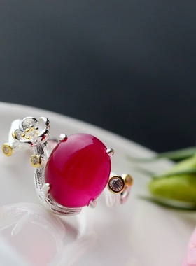 银宸首饰 镶红刚玉925纯银戒指 开口银女戒 复古梅花银戒子银饰