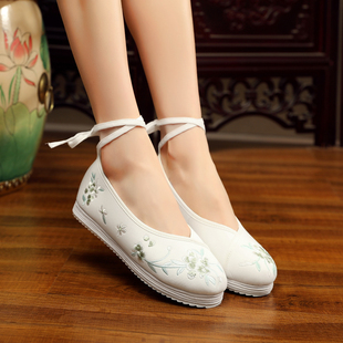 改良汉服鞋女平底浅口民族风绣花鞋中式古风刺绣老北京绑带布鞋