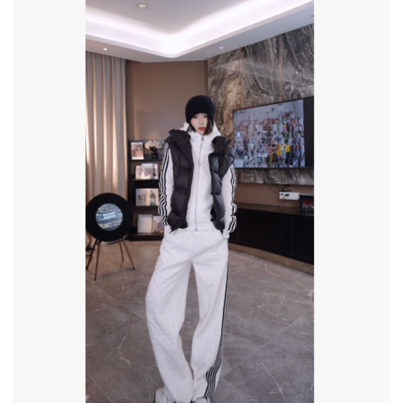 王火火&设计师新款时尚休闲连帽外套套装 28HH0085