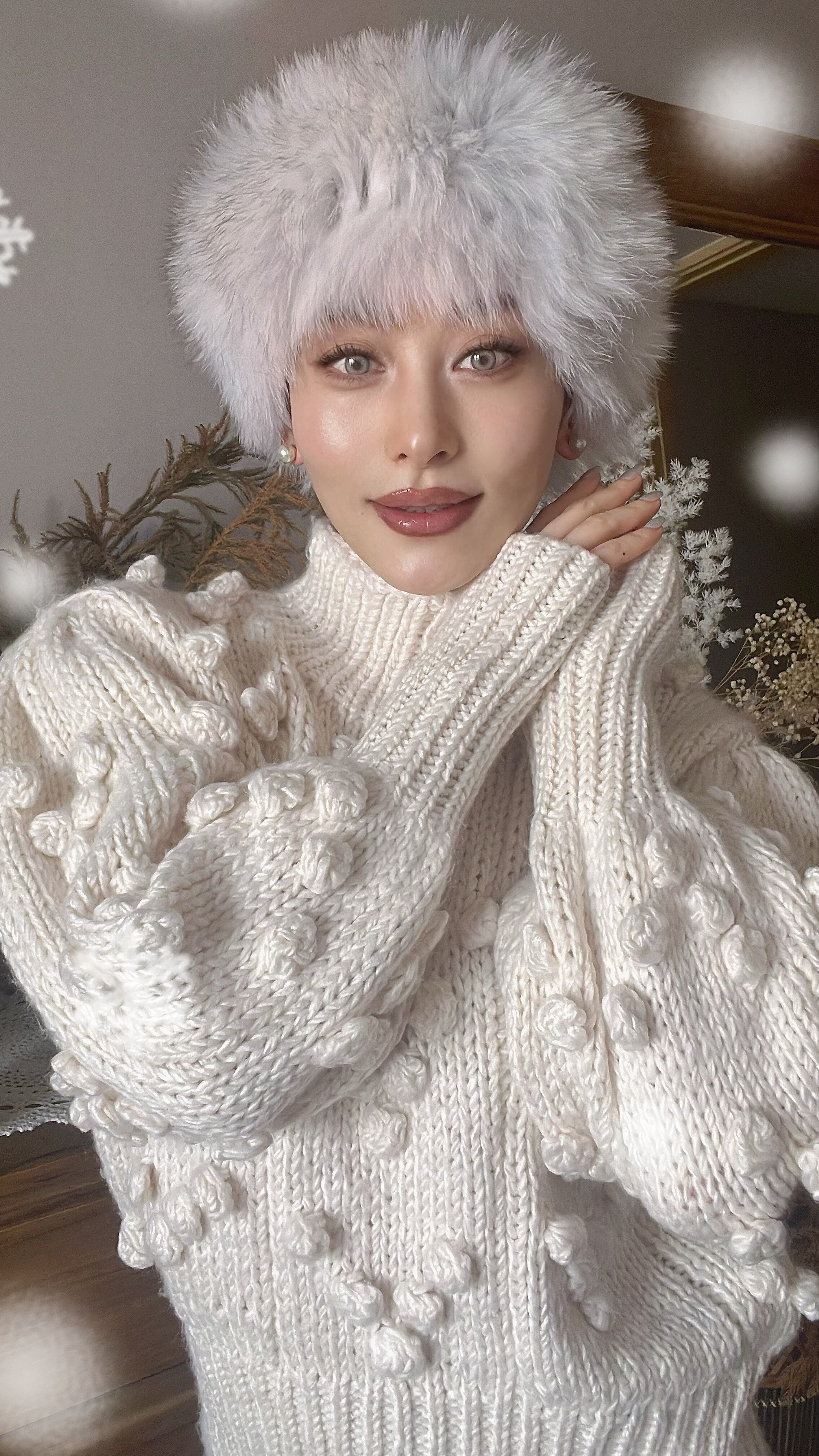 外贸秋冬米白色泡泡袖高领粗棒针毛衣可爱毛球短款上衣圣诞节氛围