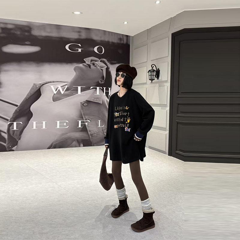 胖妹妹拼色袖口字母长袖卫衣宽松遮肚子大码女装韩版休闲显瘦上衣