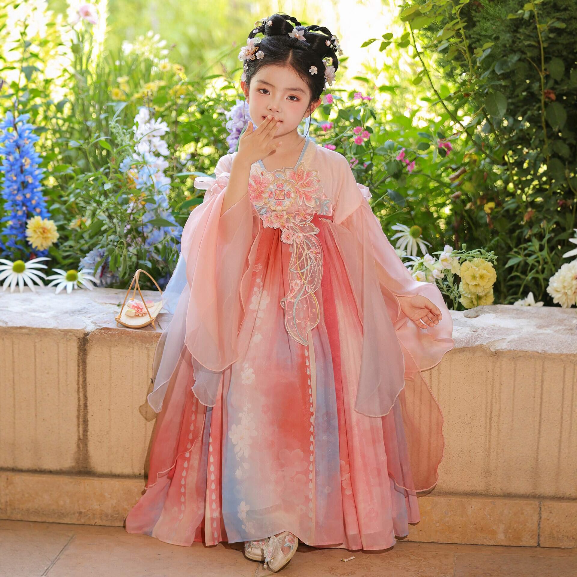 女宝宝夏新款重工刺绣仙女汉服裙图片