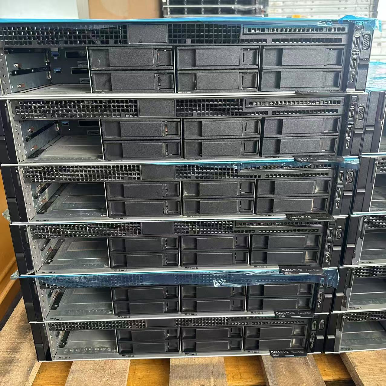 戴尔 DELL R740 3.5寸 8盘 750W 双散 主板直通  四口千兆网卡