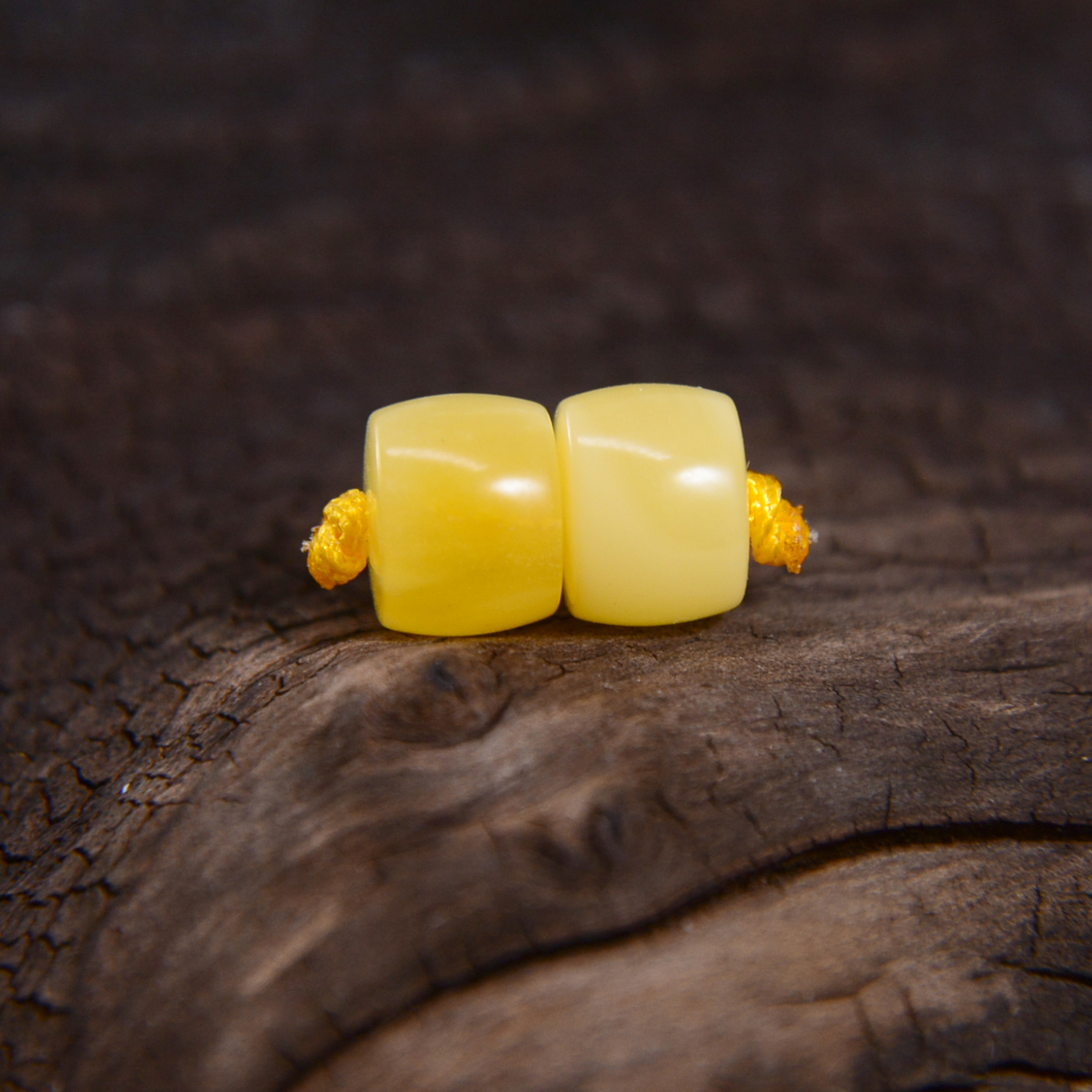 蜜蜡散珠单颗直切老型鸡油黄天然