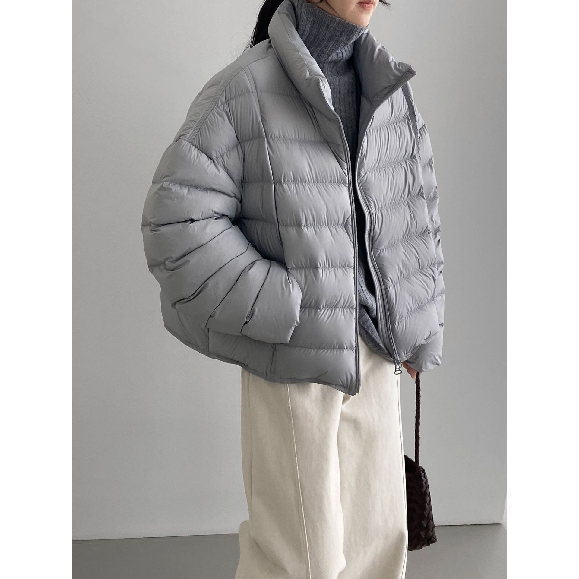 90白鸭绒轻盈保暖羽绒服