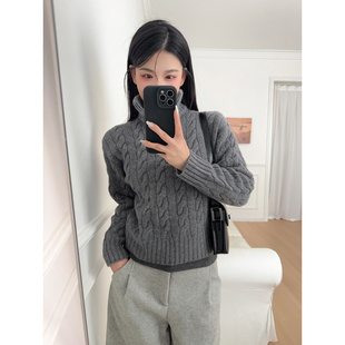 26秋冬新款胸口战马刺绣立领长袖毛衣女宽松