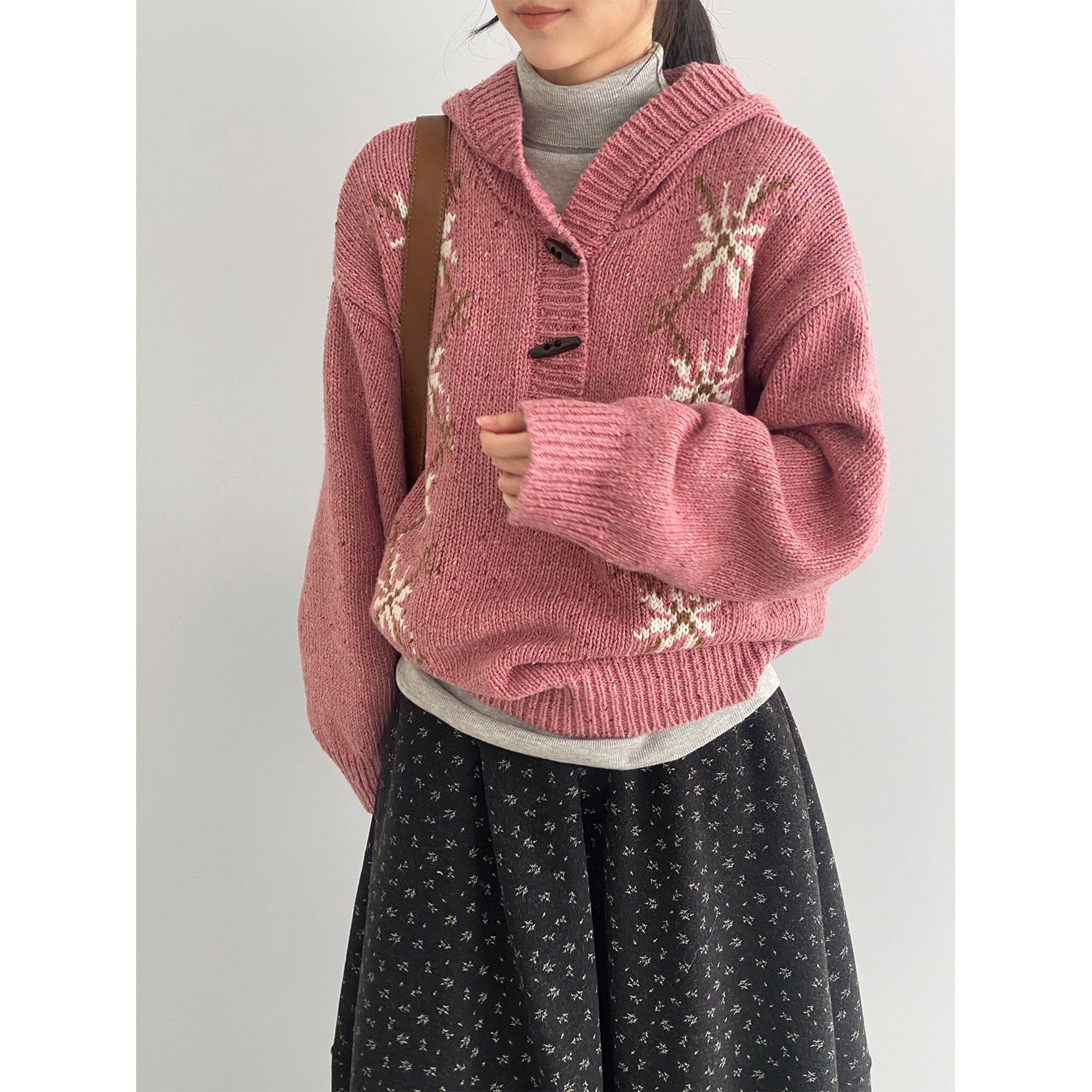 费尔岛圣诞雪花连帽毛衣女韩系宽松混色百搭连帽针织衫