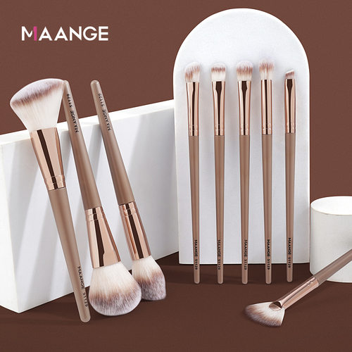 9 Makeup brush with portable powder blusher eye shadow brush