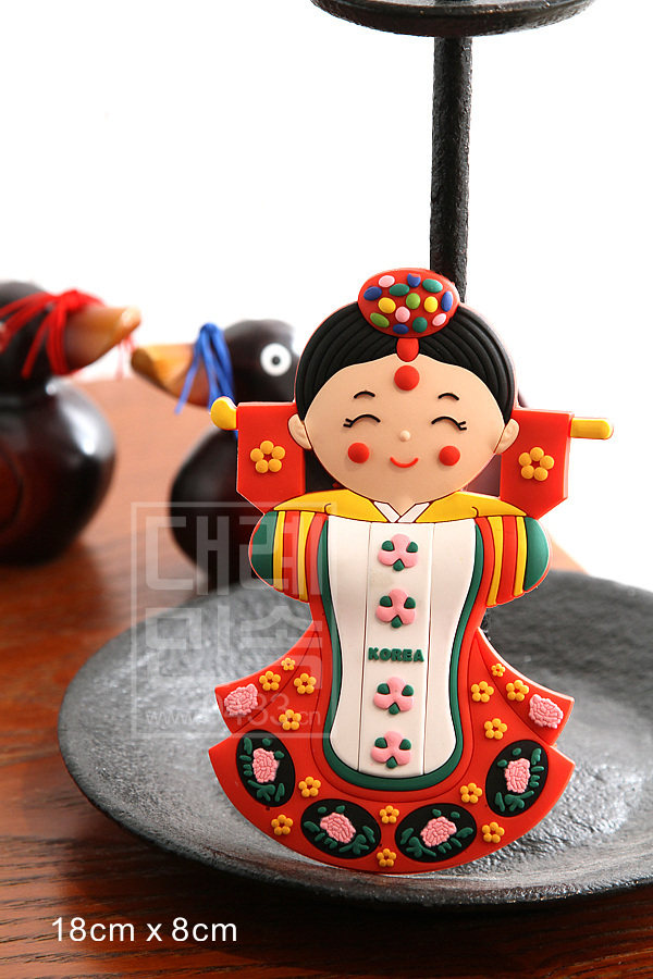 KOREAN HANDICRAFTS FRIDGE MAGNET FOR THE BRIDE AND GROOM H-P03540