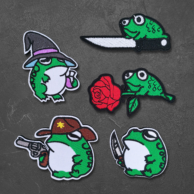 小刀青蛙刺绣魔术贴个性创意可粘贴背包装饰贴登山服士气臂章徽章