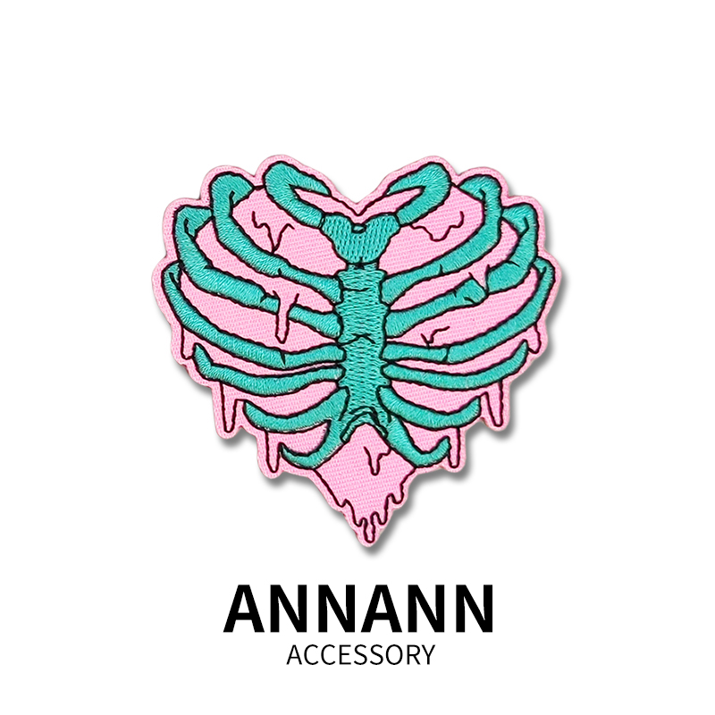 二次元肋骨爱心刺绣布贴个性夸张衣服包包帽子装饰破洞羽绒补丁贴