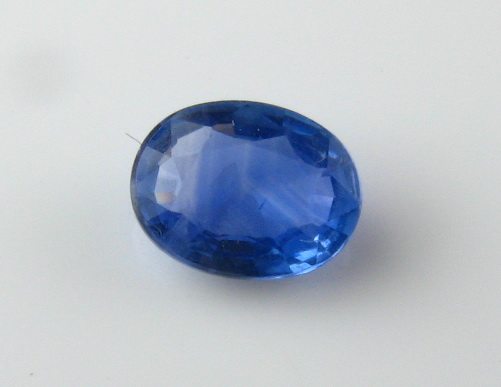 天然0.76克拉斯里兰卡矢车菊蓝宝石 裸石 戒指面 色泽蓝火彩好