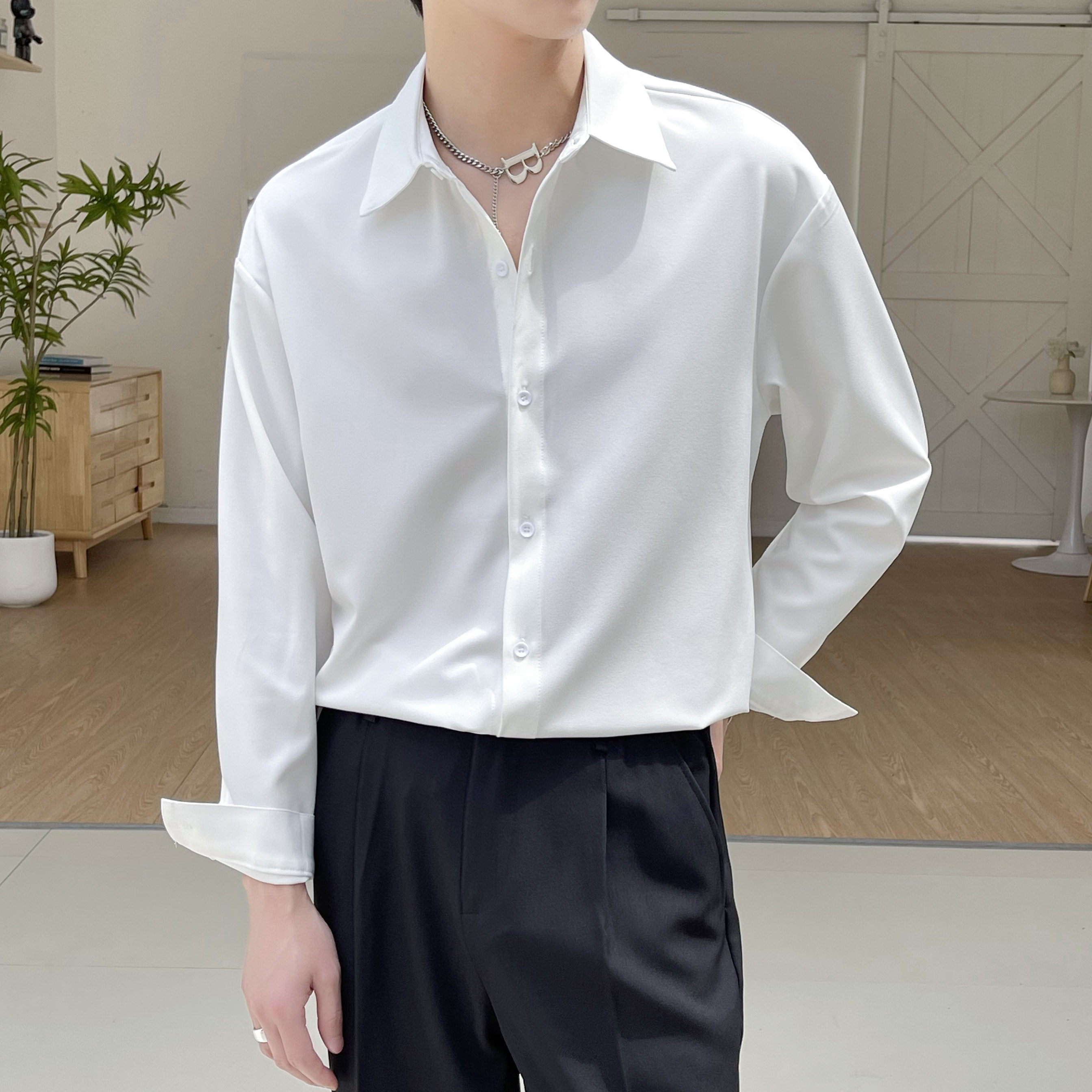 2025春夏新款男冰丝高级感纯色百搭宽松落肩长袖衬衫A202CS016P60图片