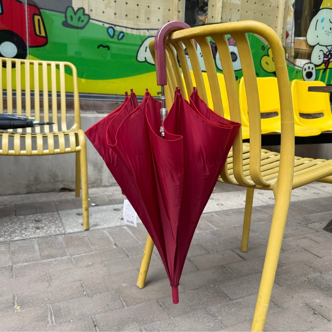 意大利运动品牌E老钱风红色半自动钢骨单人用雨伞工厂尾货