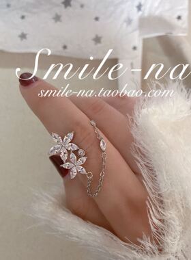 设计师款纯银马眼花瓣开口戒指