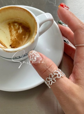 镶钻925纯银戒指花朵造型镂空