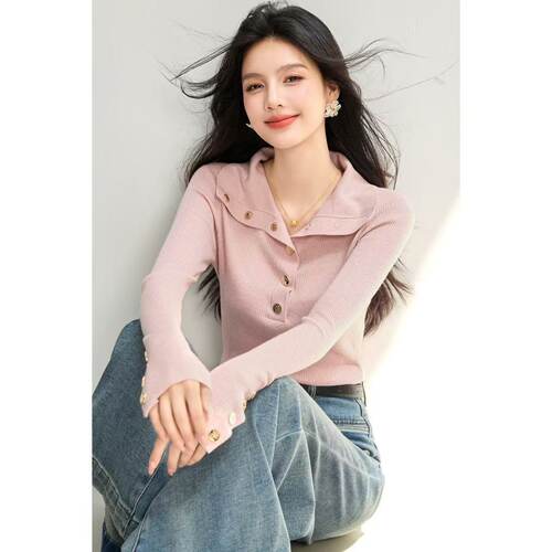 重工金属扣半开襟翻领针织上衣