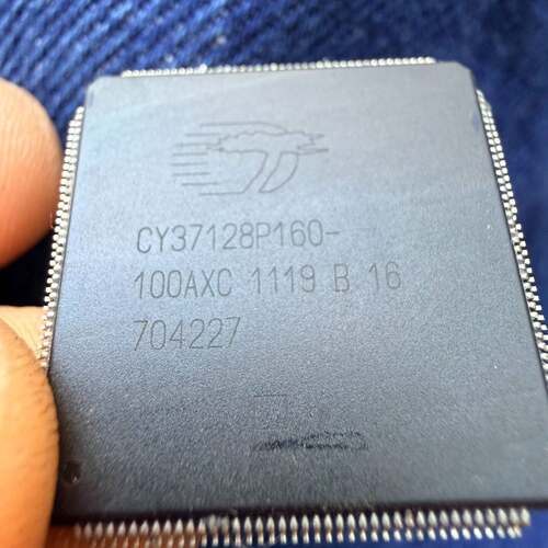 可议价CY37128P160-100AXC 芯片 件 成色如图