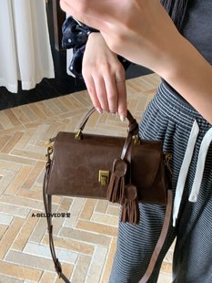 小众手提定型小包2025秋冬新款 腋下单肩包百搭精致斜挎包 亮面时尚