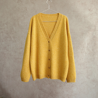 云芝元 新冬款康赛妮纯羊绒粗纺花黄色横机针织V领羊绒开衫0104M
