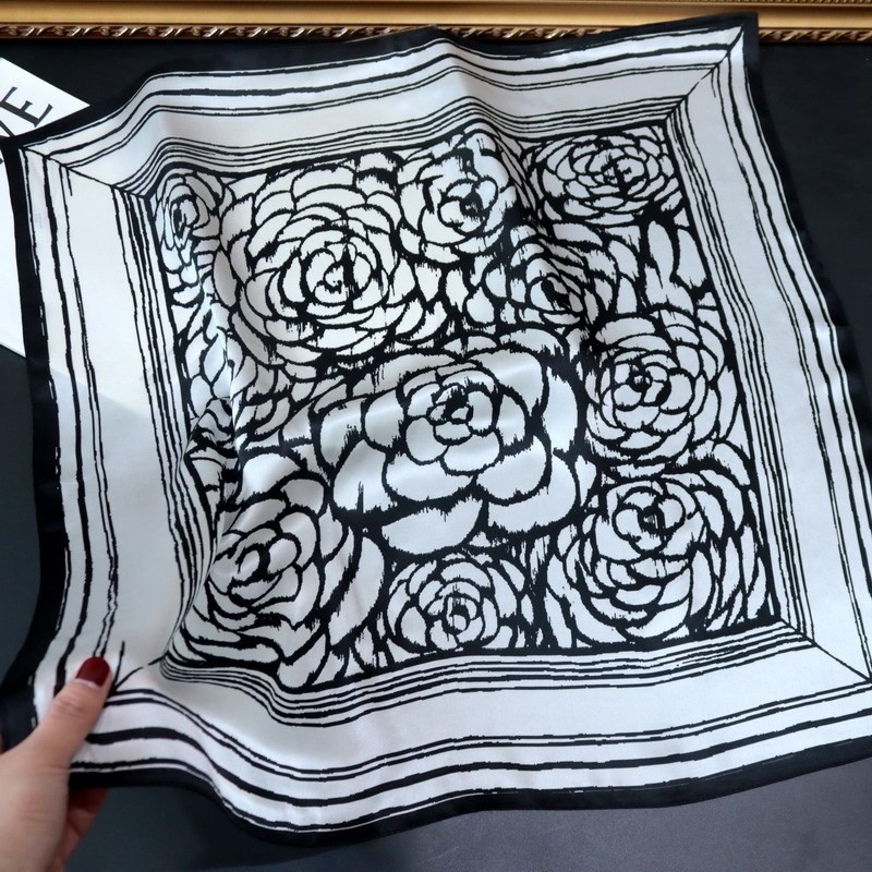 68cm中方巾真丝素缎围巾法式头巾