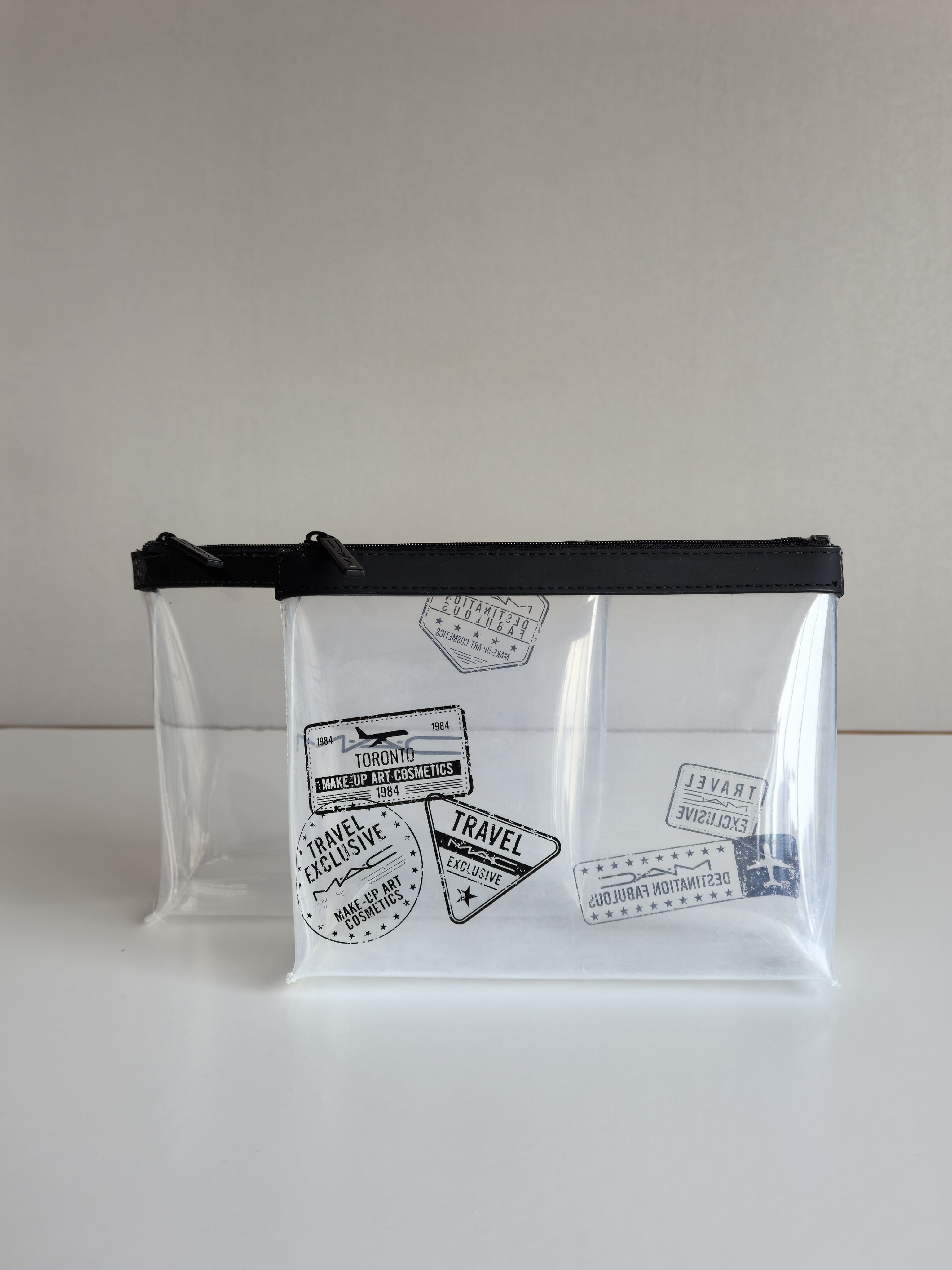 简单大方实用！MAC魅可透明款PU化妆洗漱包 超能装！20*6*16cm