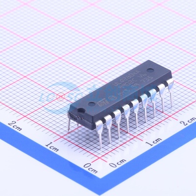 达林顿晶体管阵列 ULQ2804A DIP-18 意法半导体芯片 电子元件配单