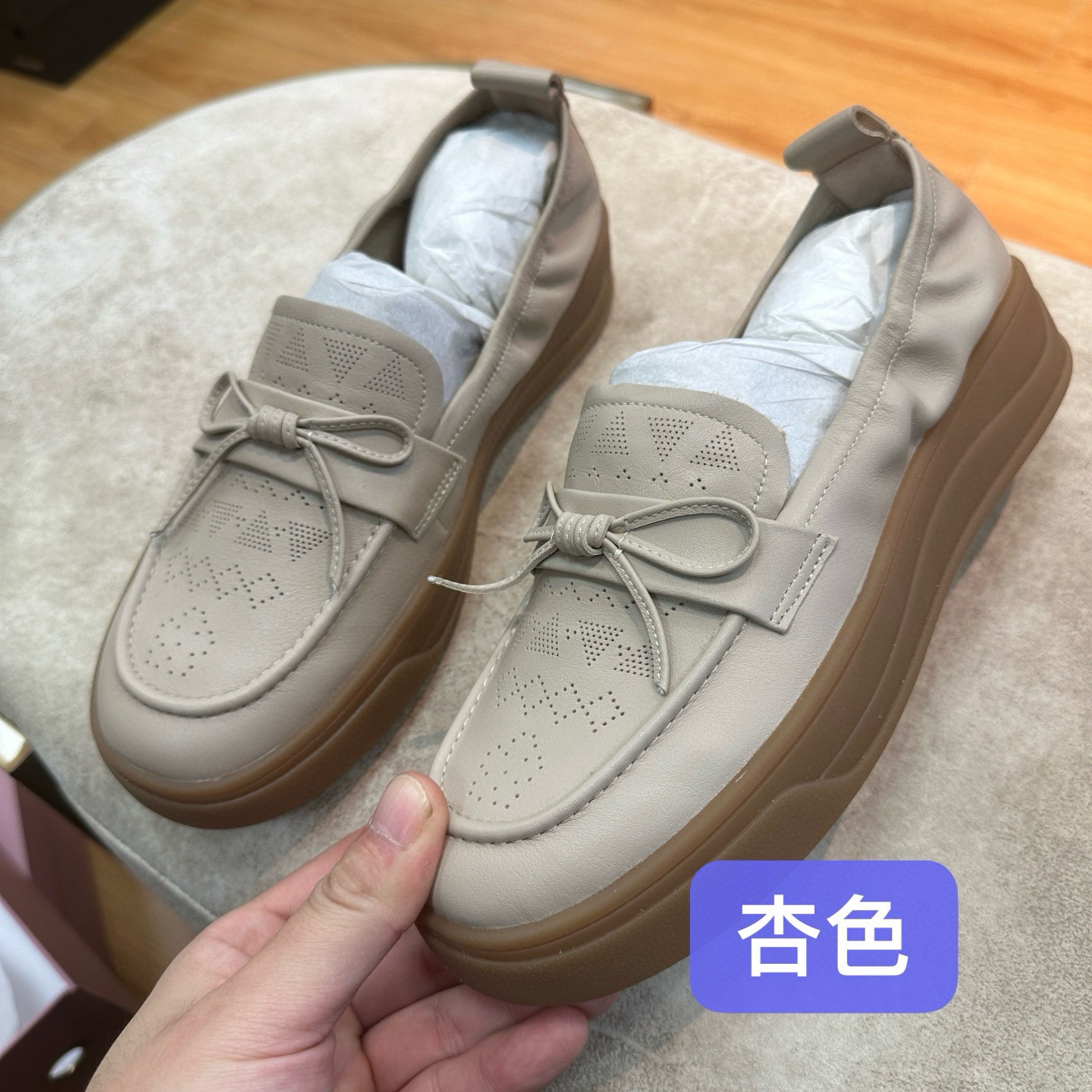 断码撤柜高端品牌女士春秋乐福鞋休闲牛津软底单鞋孕妇护士鞋HS