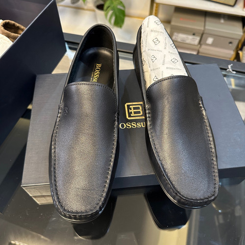 断码42撤意大利品牌男士一脚蹬豆豆皮鞋驾车鞋头层软牛皮软底W149