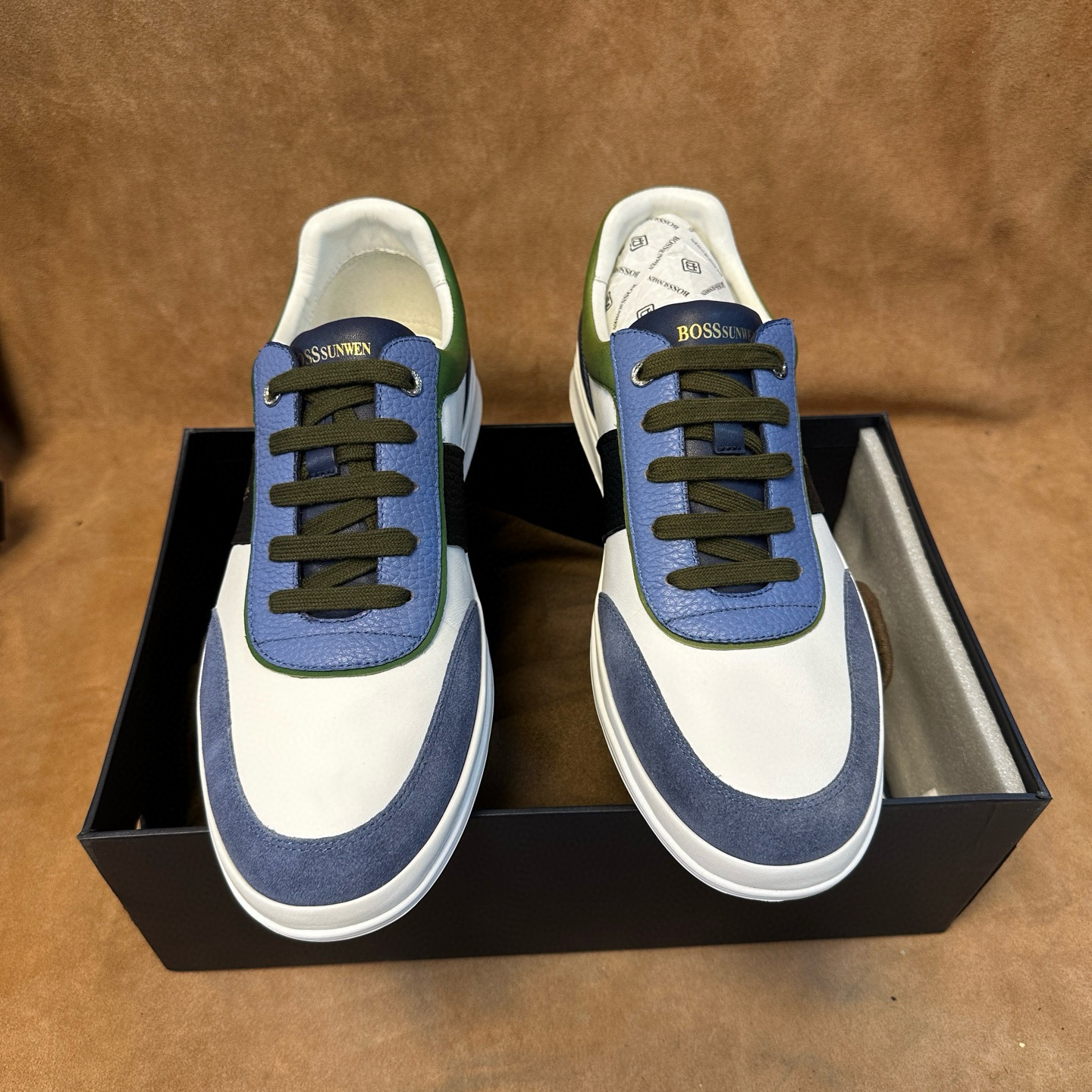 断码42撤意大利品牌高端男士休闲运动皮鞋进口头层软牛皮轻底W354