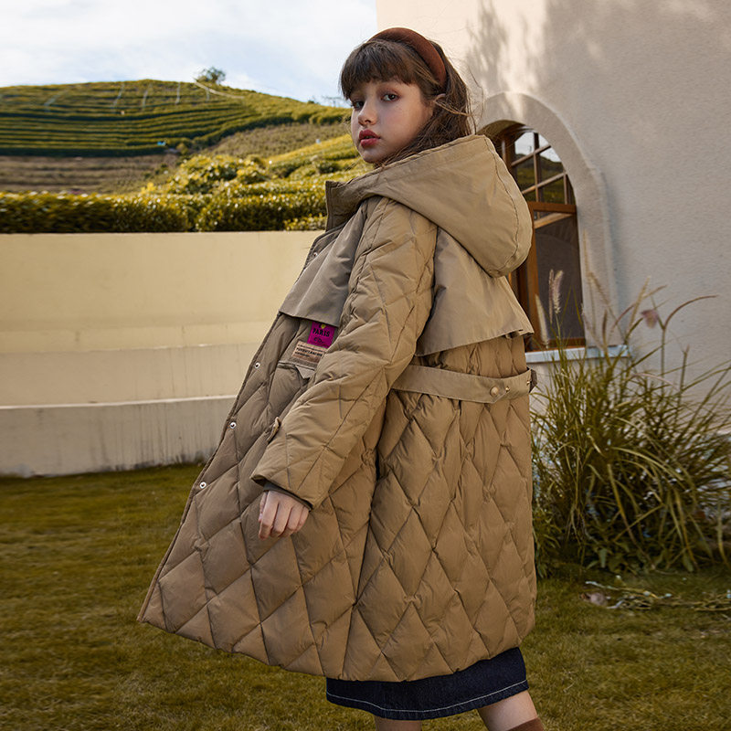 断码清仓 设计感菱格连帽羽绒服女童中长款收腰束带加厚外套冬