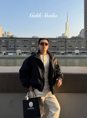 GAHKSTUDIO限量设计师合作款 jennie风 蛋白皮质羽绒服 卖完不补