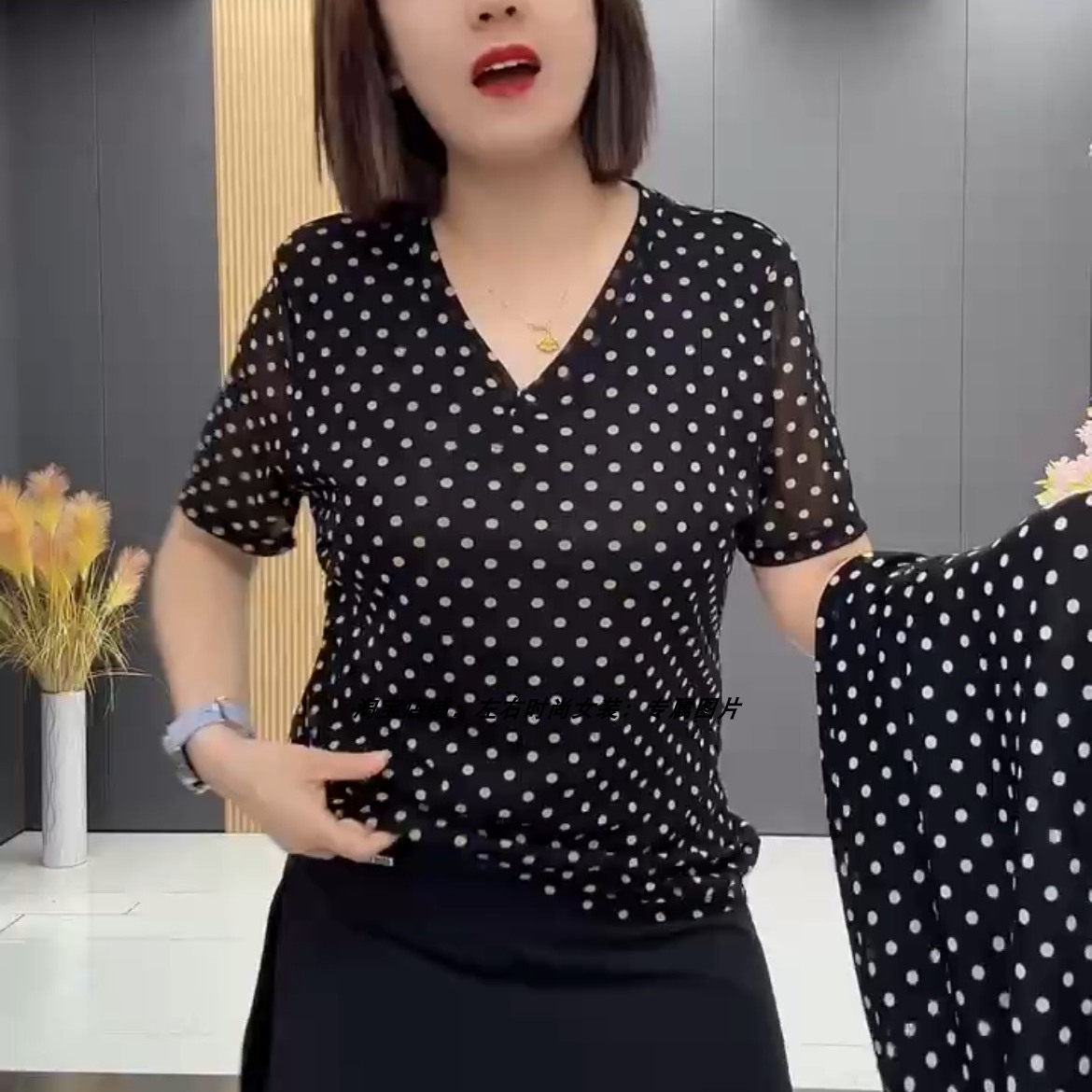 2025夏季女士时尚波点显瘦小衬衫