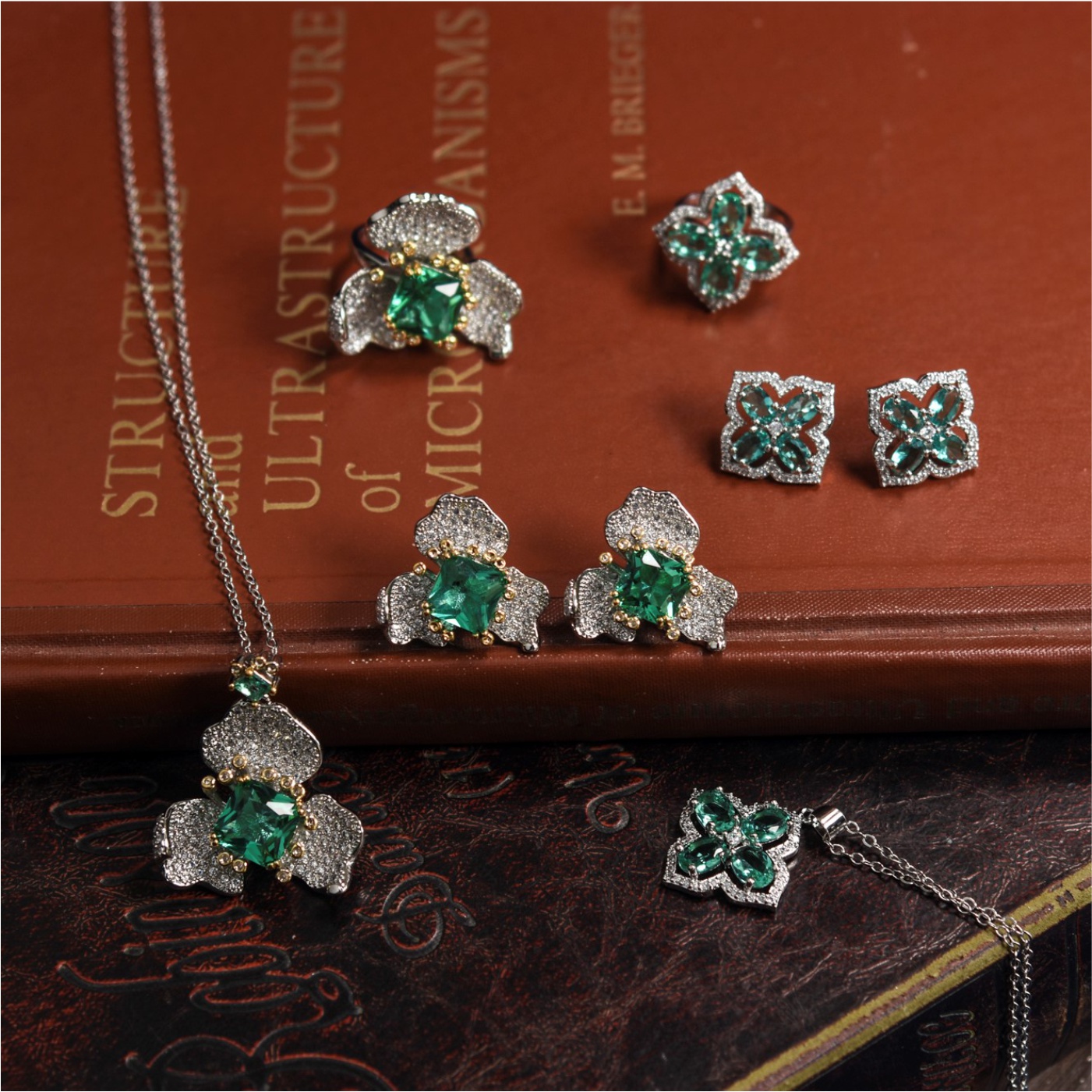 祖母绿莱茵石925银项链耳环