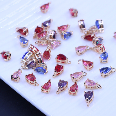 保色微镶稀土玻璃锆石包边小水滴