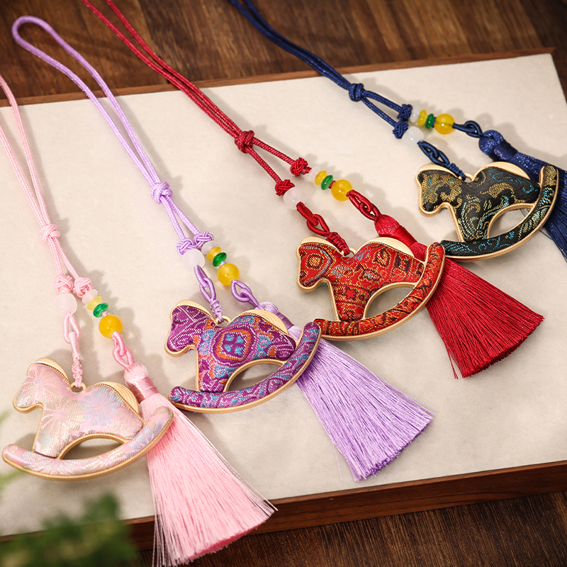 马年新年春节元旦宋锦摇摇马挂件手工diy材料包马上有钱车载挂饰