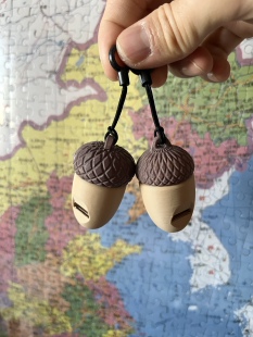 冰河世纪松鼠橡果哨子户外露营求生哨挂件背包挂饰手机挂件钥匙坠